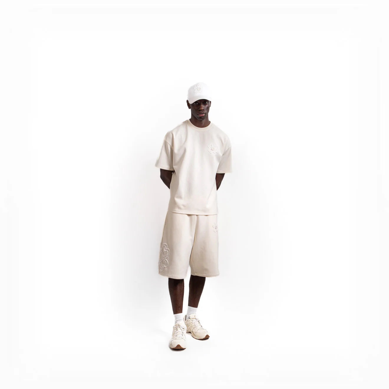 SIX JUIN — TEE BLANC CASSE